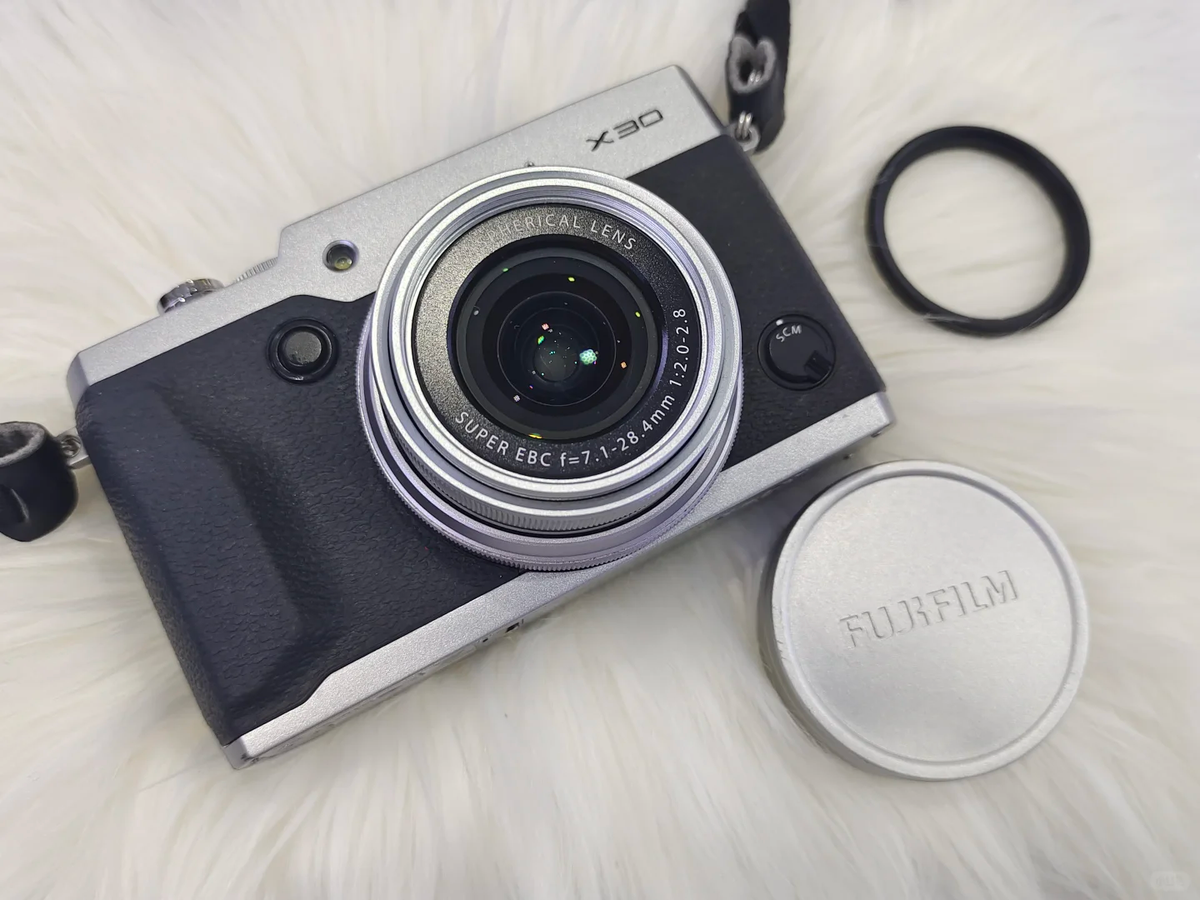 FUJIFILM X30 シルバー 【公式通販】