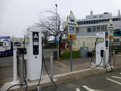 Foto A2 Ecotricity, Hilton Park Services Laney Green Two unbespielt Ecotric c2015