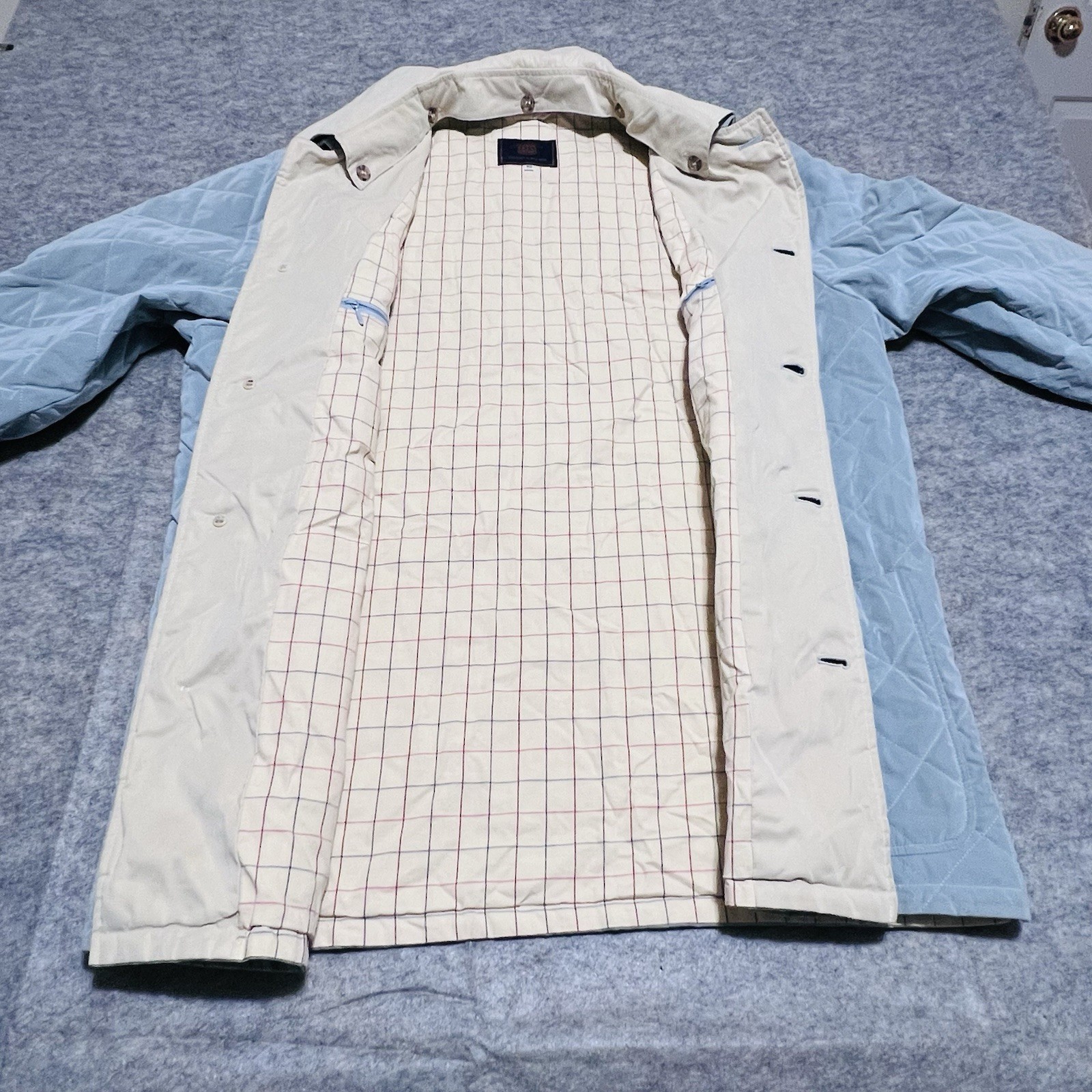 Picture 4 of 18