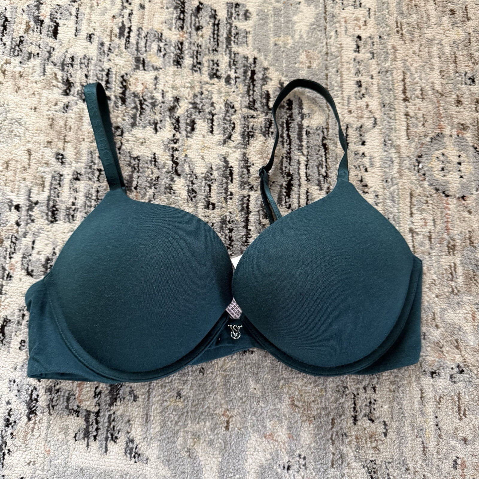 Victoria's Secret Women's T Shirt Push Up Plunge Bra 36c