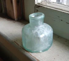 OPEN PONTIL 12 SIDED AQUA INK BOTTLE DUG IN 1850s PRIVY STRAIGHT SIDE PANELS