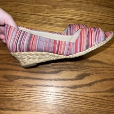 Coach And Four Lucine Stripe Peep Toe Espadrille Wedge Shoes Size 7.5