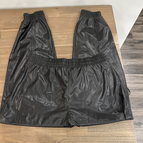 Victoria's Secret Sport Jogginghose Kunstleder Vinyl 2 Reißverschlusstaschen schwarz Large - Bild 11 von 11
