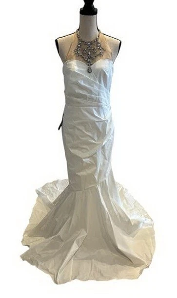 Vestido de novia Ann Taylor marfil con joyas talla 8 $799 Foto 2 de 3