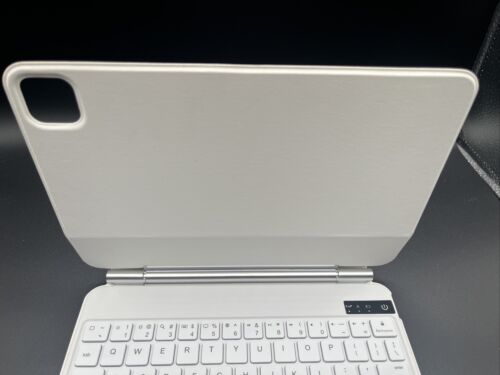 ESR Rebound iPad Magnetic Keyboard Case for iPad Pro 11 3rd, 4th, 5th, 6th Gen - Picture 3 of 6