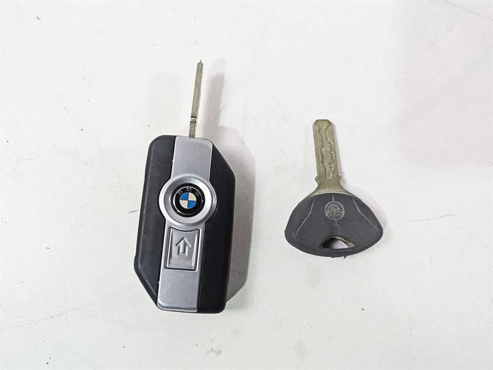 2016 BMW R1200RT K52 Hands Free Cdi Ignition Switch Key Lock Set 13618559224 - Image 3 of 4