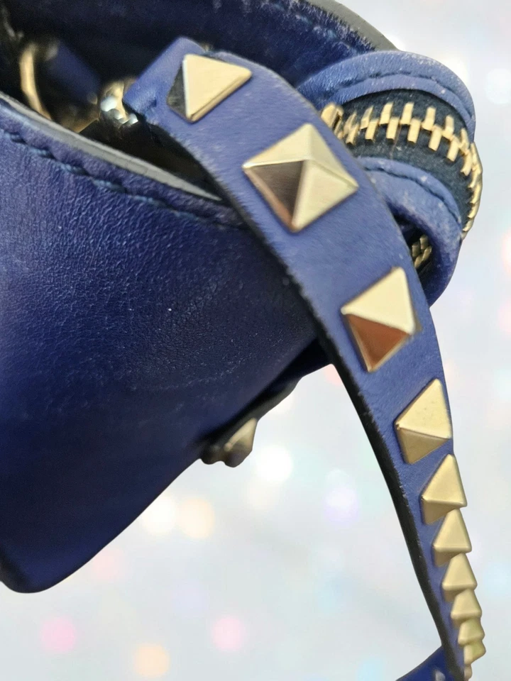 RARE Valentino Garavani Rockstud Tote Medium Blue Leather Bag Purse Handbag 👜 - Image 4 of 4