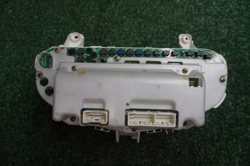 2001 2002 2003 LEXUS RX 300 速度表集群原始设备制造商 149K 英里 8380048023 — 第 3/4 张图片