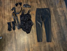 Womens Size Large Catwoman Halloween/Cosplay Costume