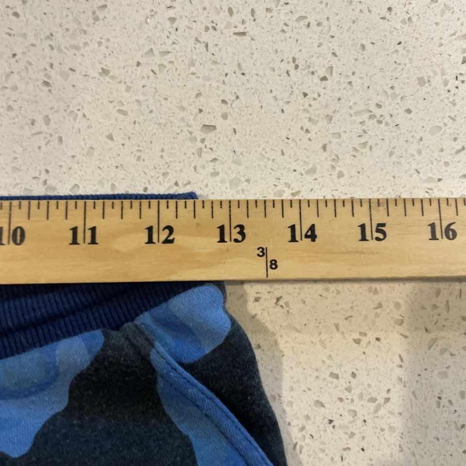 Pantalones deportivos Converse jóvenes niños 12/13 Y azul camuflaje multicolor bolsillo logotipo. Foto 2 de 4