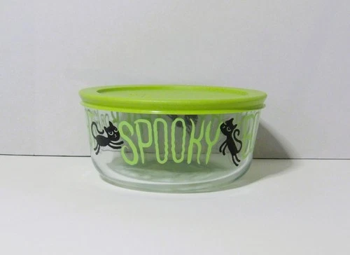 Pyrex HALLOWEEN Storage Bowl Spooky Scary Boo Cats 4 Cup -Spooky Hallloween
