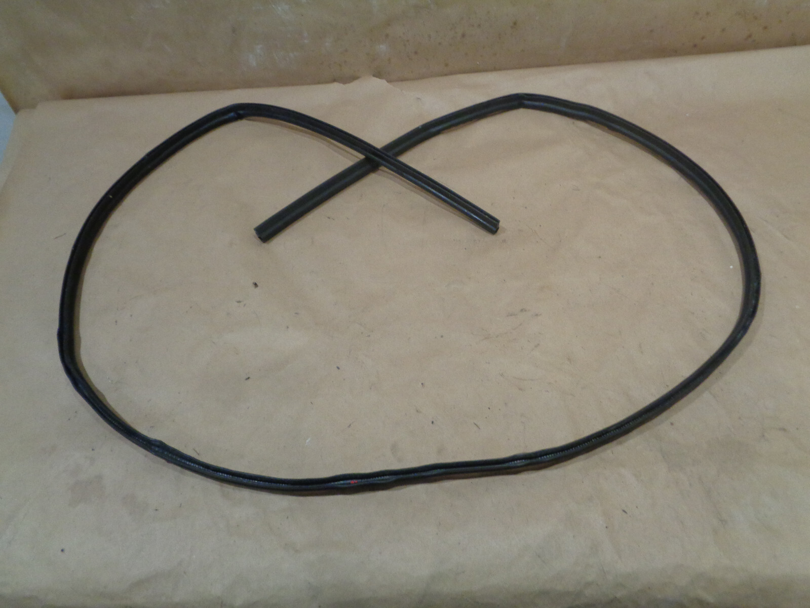Ferrari 360,430 Challenge - Bonnet Rubber - P/N 66216200