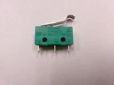 DONGHAI KW4-3Z-3 5A 125V/250VAC MICROSWITCH WITH R-LEVER CALLIE-73