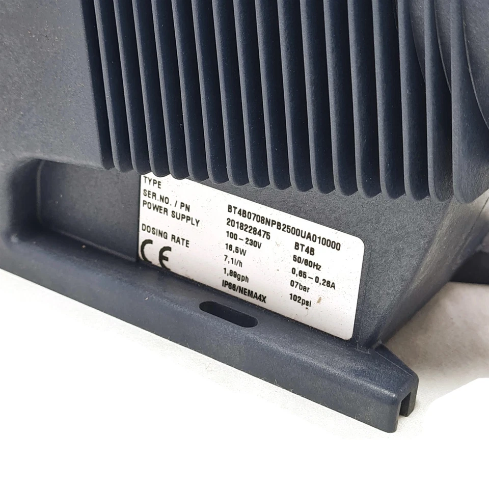 Bomba dosificadora de solenoide beta/4 ProMinent. N. de parte: BT4B0708NPN2500UA010000 Foto 2 de 4