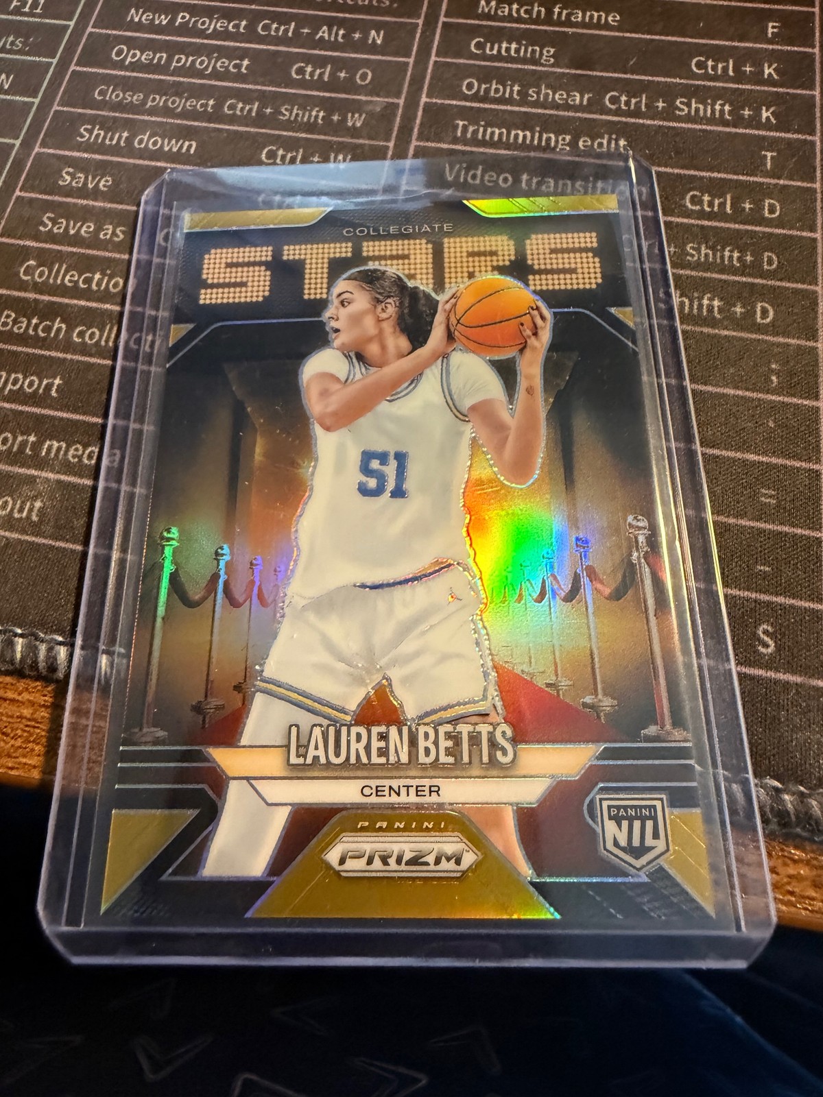2025-26 Panini Prizm #6 Lauren Betts Collegiate Stars Prizms Gold #/10