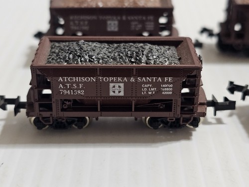 Lot Of 6 N scale Atlas Topeka Santa Fe And Union Pacific hopper car train Nice - Picture 2 of 12