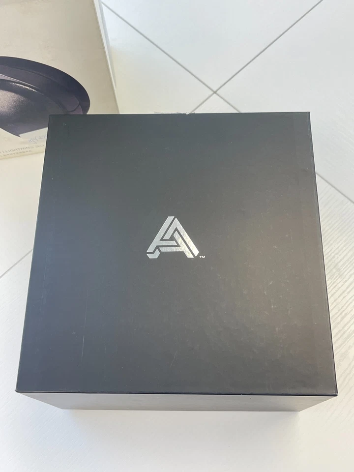 Audeze SINE Sobre la Oreja Cerrado Trasero Planar Magnético Auriculares con Garantía de 30 Días Foto 4 de 4