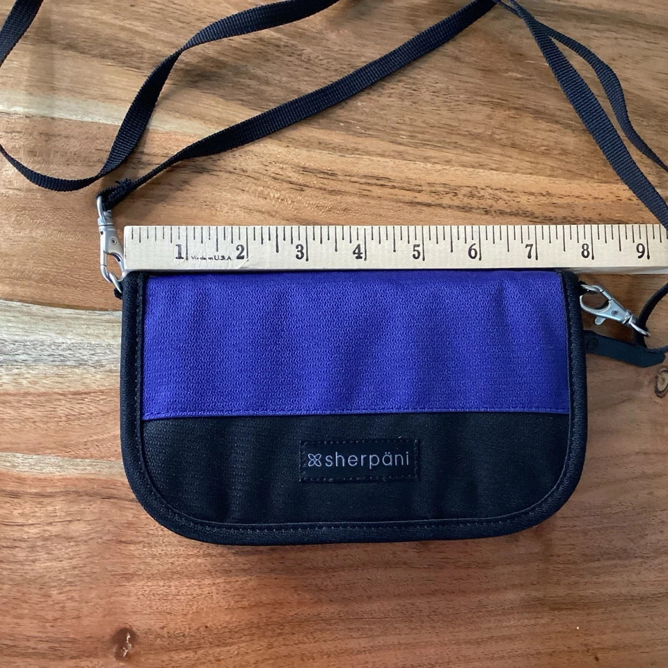 Cartera Sherpani Cremallera Alrededor Azul Negra Bandolera Extraíble Correa Organizador de Tarjetas Foto 2 de 4
