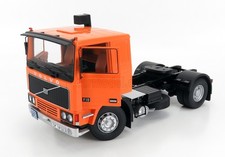 KK-Scale Volvo F10 Turbo 6 Tractor Truck 2-ASSI 1977 Orange 1:18