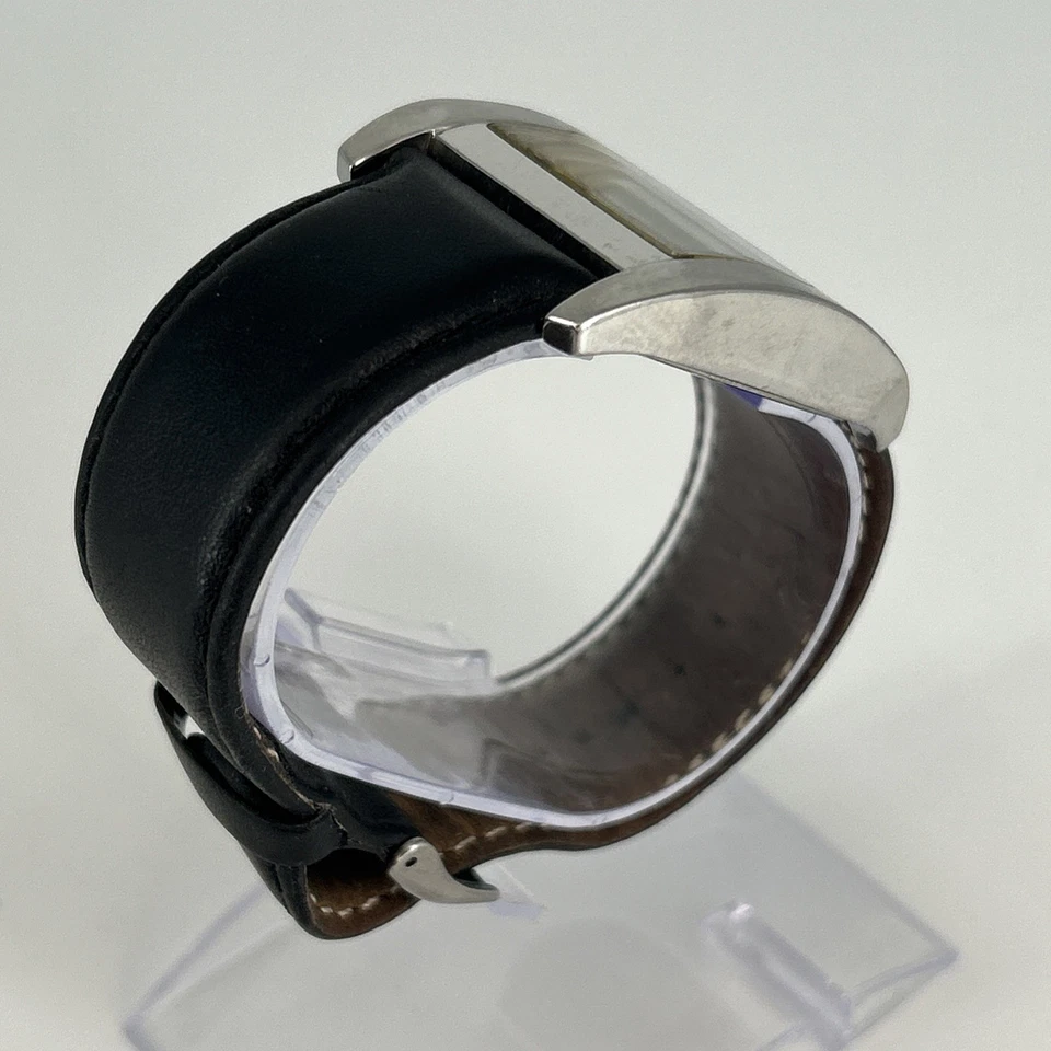 ESPRIT Men's Watch Tank Style Silver Tone Dial Black Leather Band NEW BATTERY - Image 4 of 4