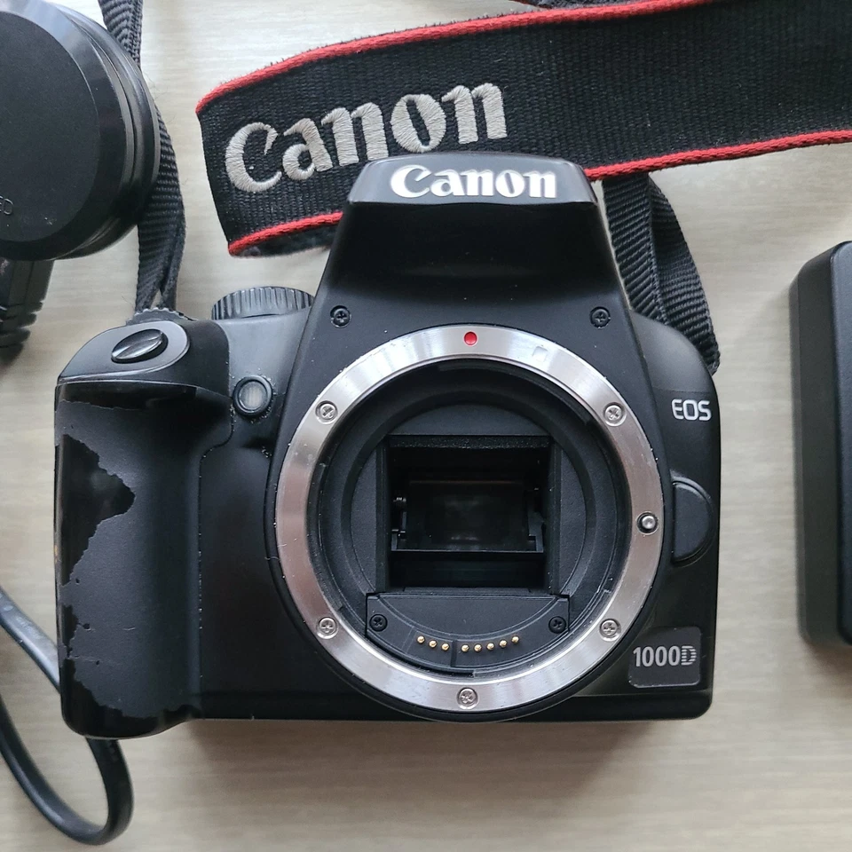 Canon EOS 1000D, photo 2 of 5