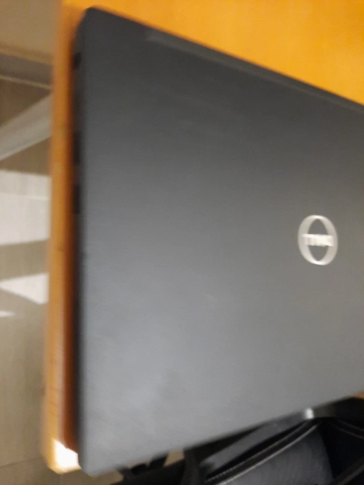 Dell Latitude 7280 i5-7300u 16 Gb 256 Gb M2 Windows 10 - Imagen 3 de 4