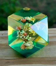 Vintage Lucite Flowers & Shells Paperweight c. 1960s 