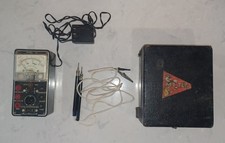 Vintage Superior Instrument Co Utility Tester Model 70 Made In USA with Case