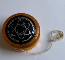 VTG 1990s Yomega High Performance Yo-Yo Amber Clear Center Yoyo