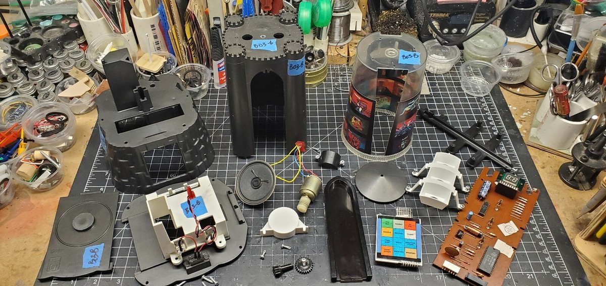 1981 Gioco Da Tavolo Torre Nera - Parti Di Riparazione Post Bandiera