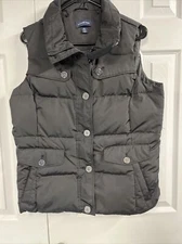 Lands End Women size M Black down vest, Zips and buttons,￼ Pockets