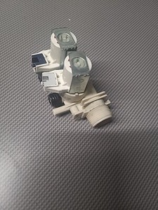 Waschmaschine HOTPOINT WML520P UK C Einlassventile