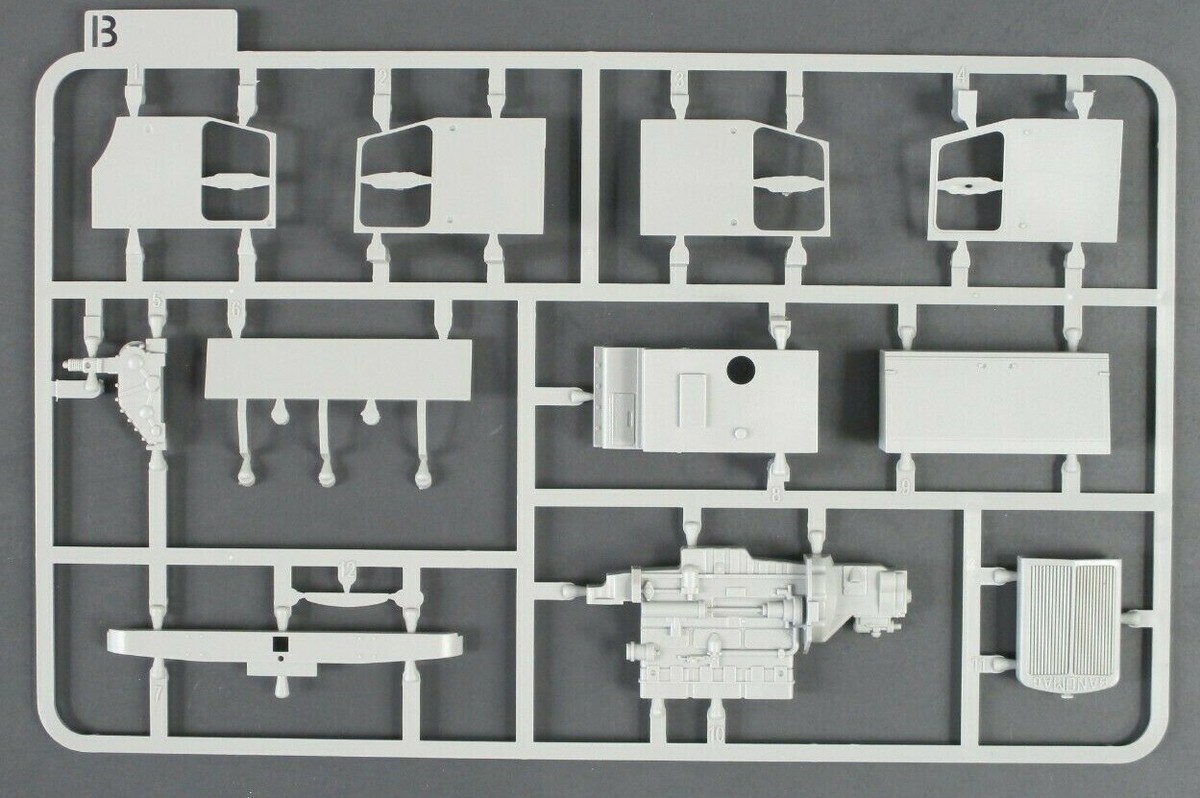 BUB Hanomag SS100 2008年版 Takom 1/35th Scale Hanomag SS100