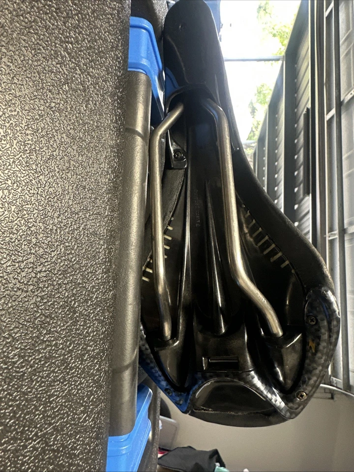 Sillín Fizik Nisene HP Wing Flex Road MTB - negro - usado Foto 3 de 4