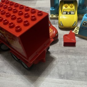 LEGO DUPLO 10846 Flo&rsquo;s Cafe Disney Cars Nearly Complete Set *Missing Ramp & Hose