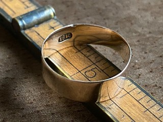 Estate 18K Solid Yellow Gold Wedding Anniversary Cigar Band Ring 3g