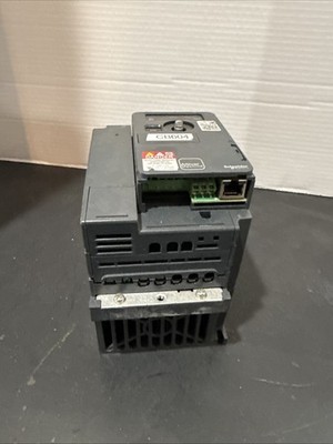 Schneider Electric Altivar 320 (ATV320U07N4C) variable speed drive Used