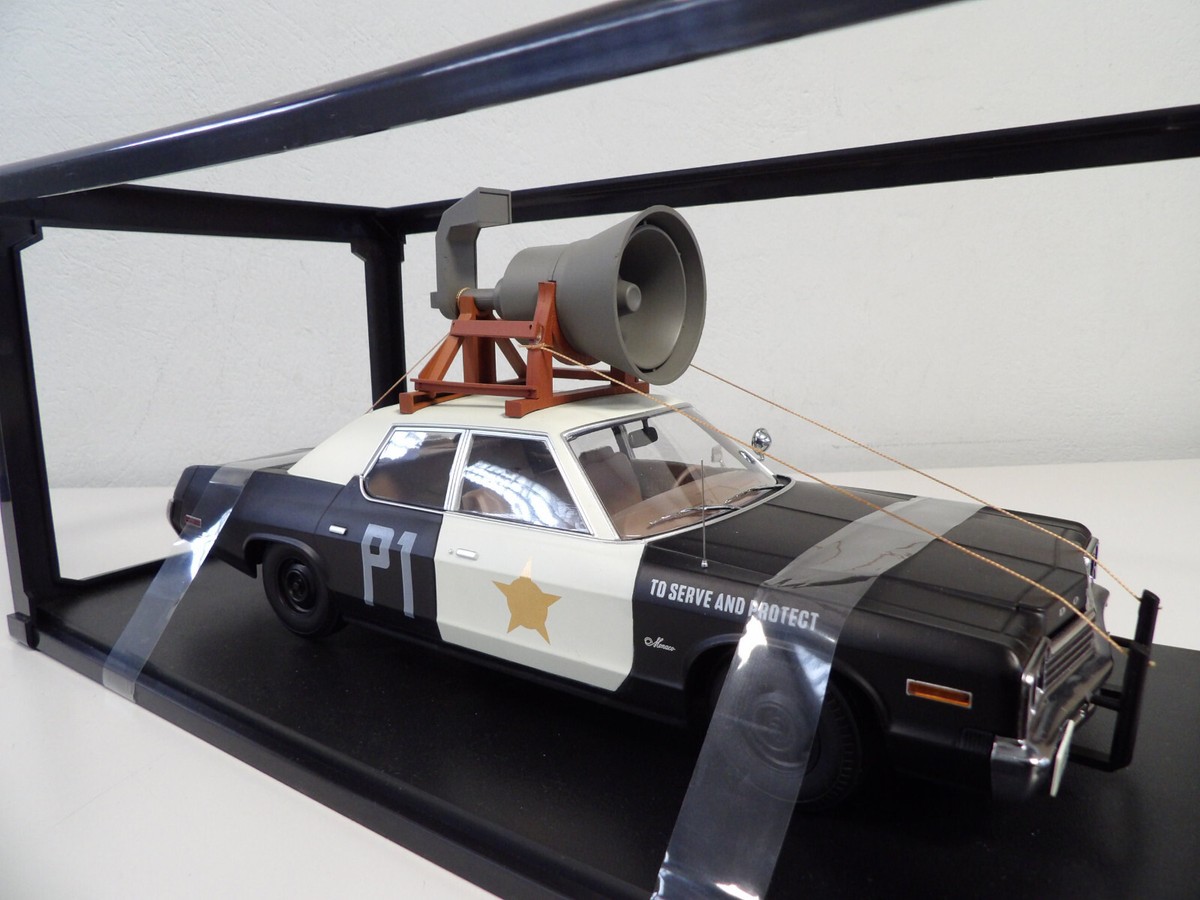 AnnonceBlues Brothers Dodge Monaco 1974 Bluesmobile 1/18 métal