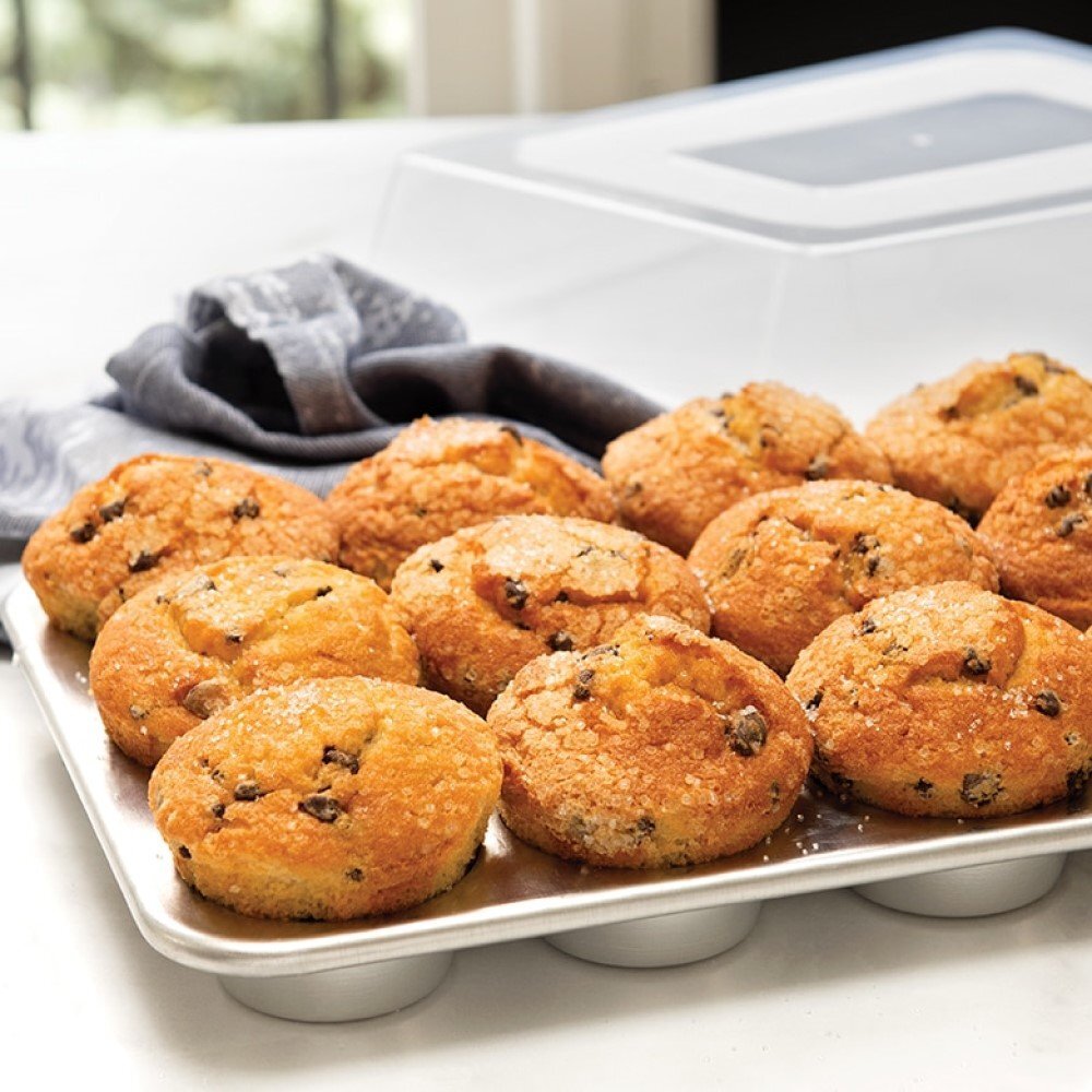 Nordic Ware Naturals® 12-Cavity Muffin Pan with High-Domed Lid
