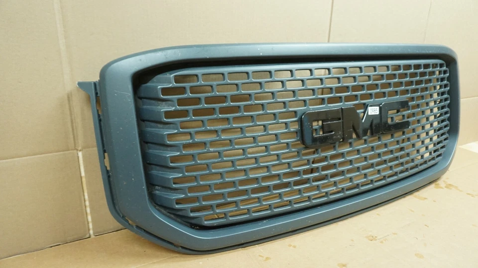 2015-2017 GMC YUKON FRONT RADIATOR GRILL GRILLE COVER PANEL 22936420 OEM - Image 4 of 4