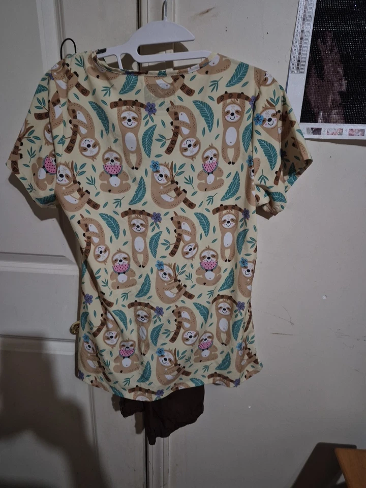 Scrub Set - Image 2 of 4