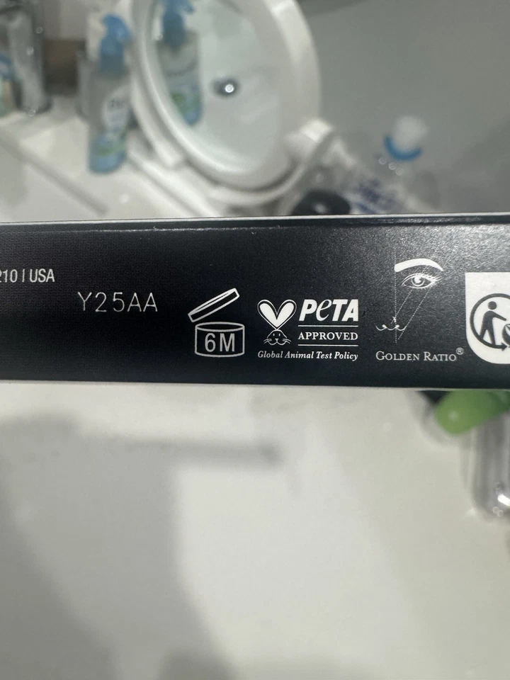 Anastasia Beverly Hills CARAMEL ORIGINAL Microstroke Brow Pen Waterproof - Image 4 of 4