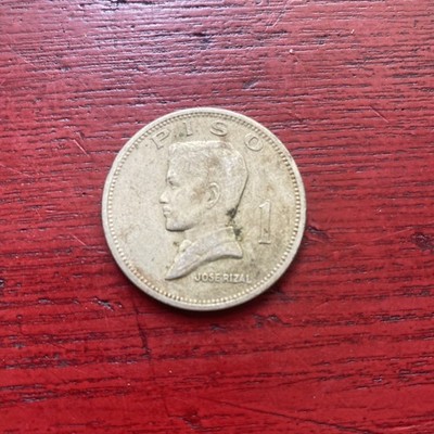1972 Philippines 1 Piso CU/NI/Zinc Coin Jose Rizal One Piso  KM 203
