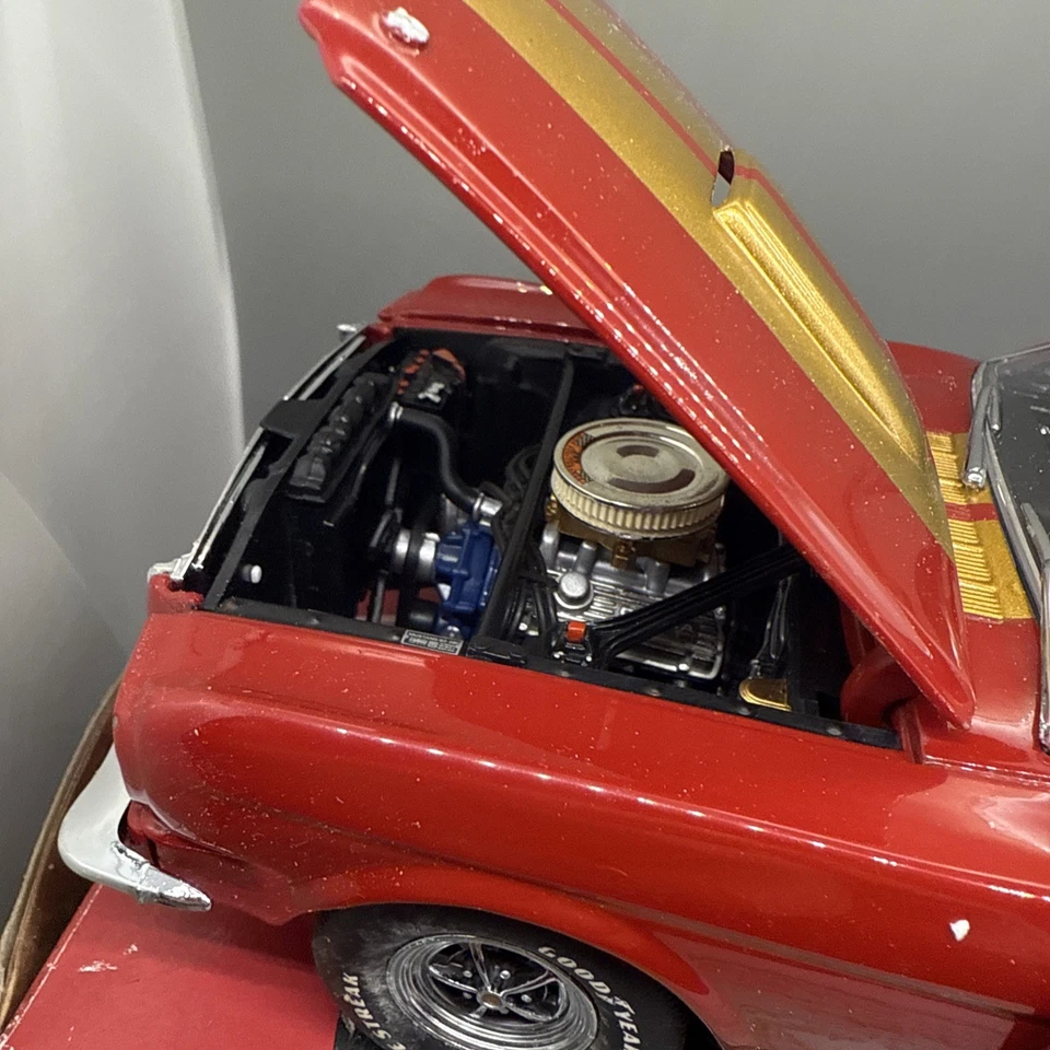 Красный Ford Shelby GT 350H 1 из 1750 Lim Edition масштаб 1:18 Lane Exact Detail - Изображение 3 из 4