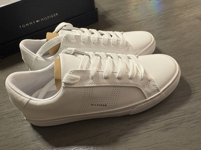 6.5 Women's Tommy Hilfiger Sneakers  TW AYDEA  White Faux Leather Lace-Up  NWB
