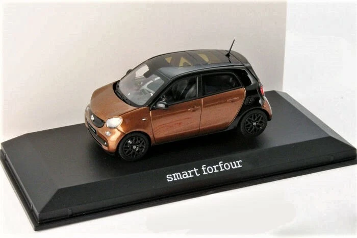 SMART 2014 (C453) forfour 5-door 4 seater 1/43 NOREV Diecast Dealer box - Image 2 of 4