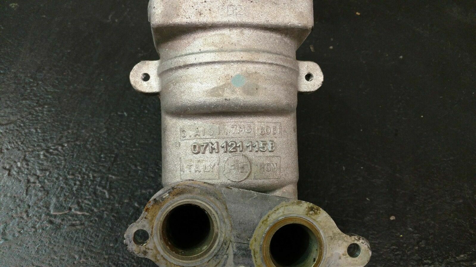 LAMBORGHINI MURCIELAGO LP640 LP670 WATER THERMOSTAT HOUSING BODY OEM 07M121115B 