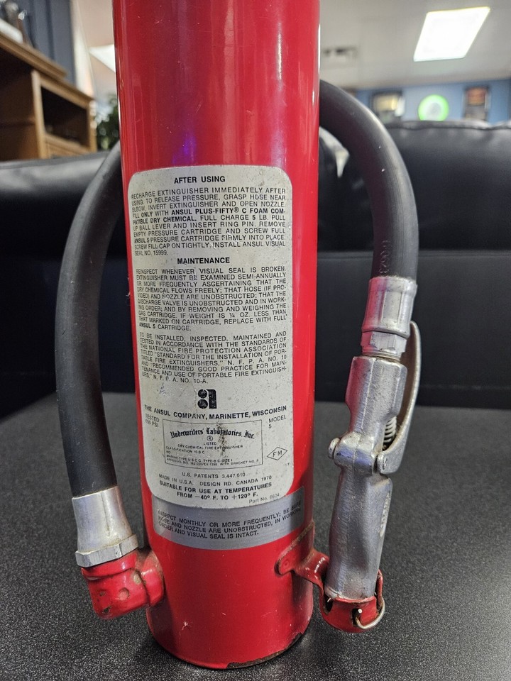 Vtg 1970s Ansul Dry Chemical Fire Extinguisher BC Big Red Pressure