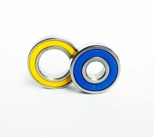 Recambios y accesorios para vehículos de radiocontrol 1:8