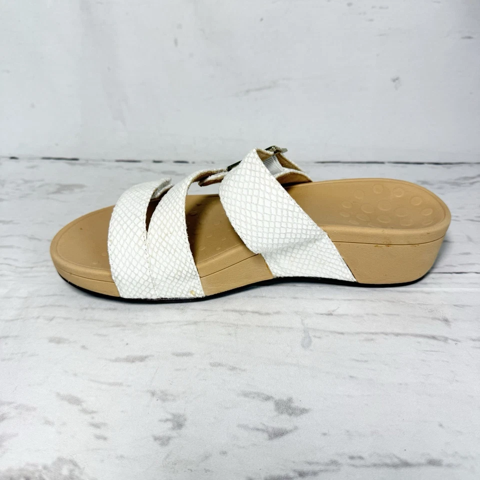 Vionic Rio Sandals Women’s 9 White Slides Snake Prints Buckle - Image 3 of 4